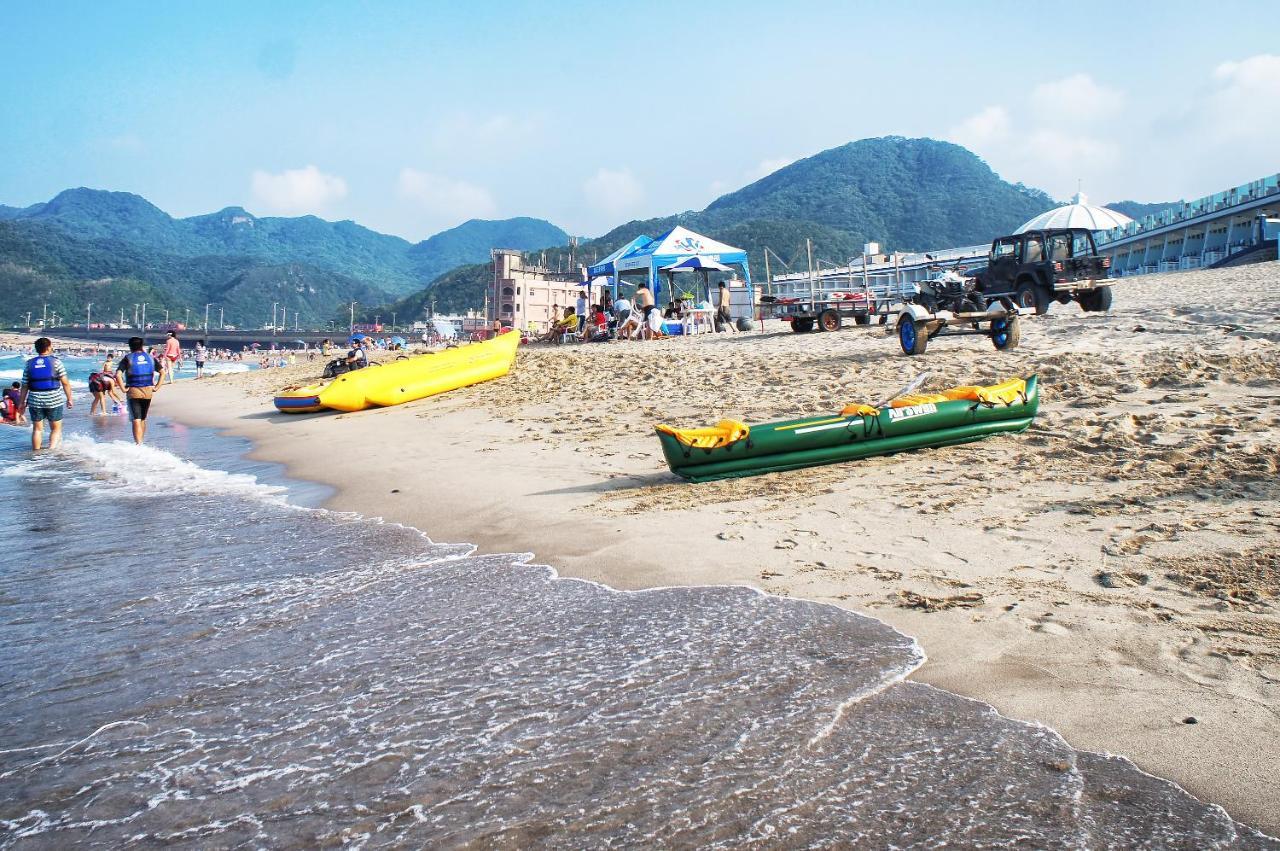White House Hot Spring Beach Resort Wanli Exteriér fotografie